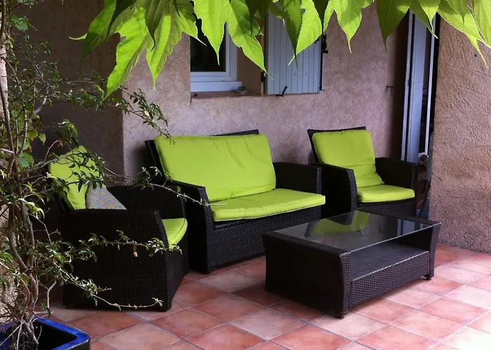 Avec Piscine Au Lavandou Dans Jardin Méditerranéen Villa Le Lavandou