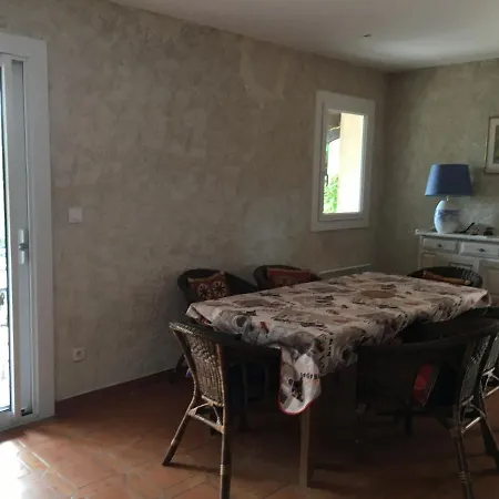 Avec Piscine Au Lavandou Dans Jardin Méditerranéen Villa *